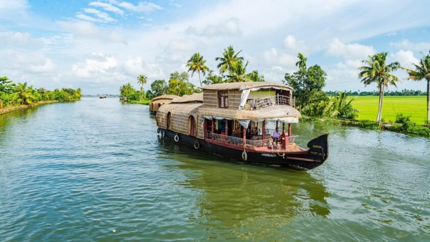 Best places to visit in Alleppey