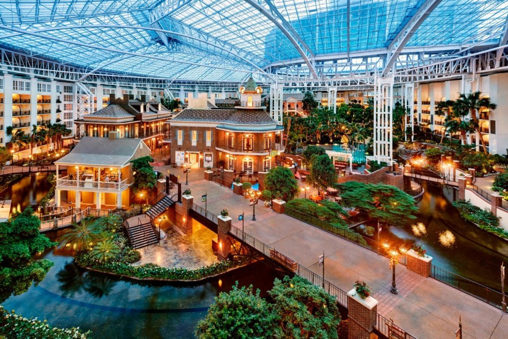 Groove in Glorious Gardens at Gaylord Opryland Resort