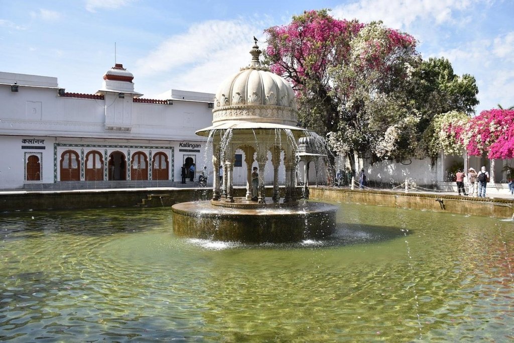 Saheliyon Ki Bari